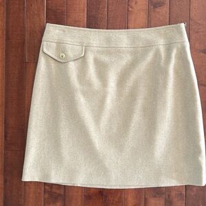 Banana Republic Women's Khaki Wool Mini Skirt Size 4
